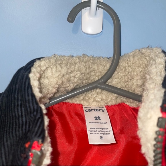 Carter's Kids/Toddler Vest 2T in Red - Picture 6 of 7
